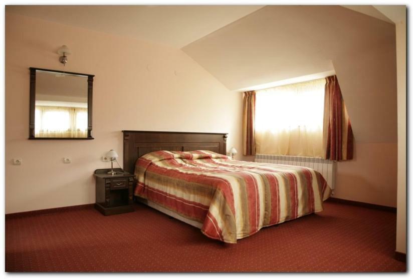 Стаи За Гости - Семейна Къща За Гости Ивел Bansko Exterior photo